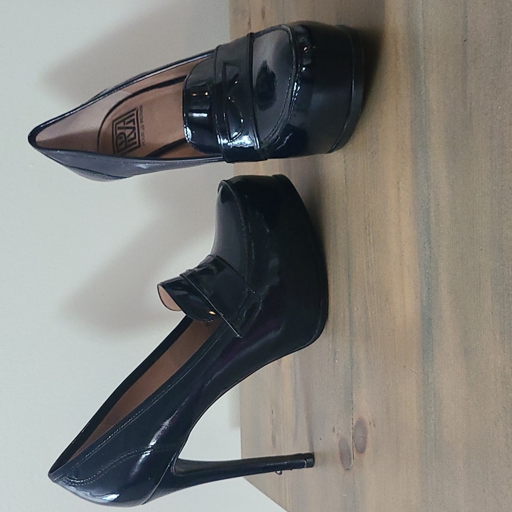 Pour la Victoire Larkin Black Patent Loafer Size 9. Minor damage to heels.